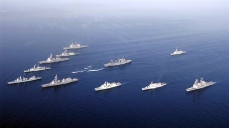 Rosyjska Armada Z Arabi Saudyjskiej Na Antarktydę